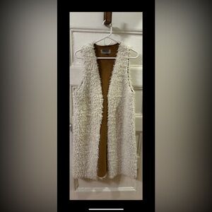 Ecote Fluffy Faux Fur Vest